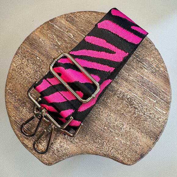 Wide Animal Print Hot Pink Purse Strap Adjustable Crossbody Guitar Strap NEW - Picture 2 of 4